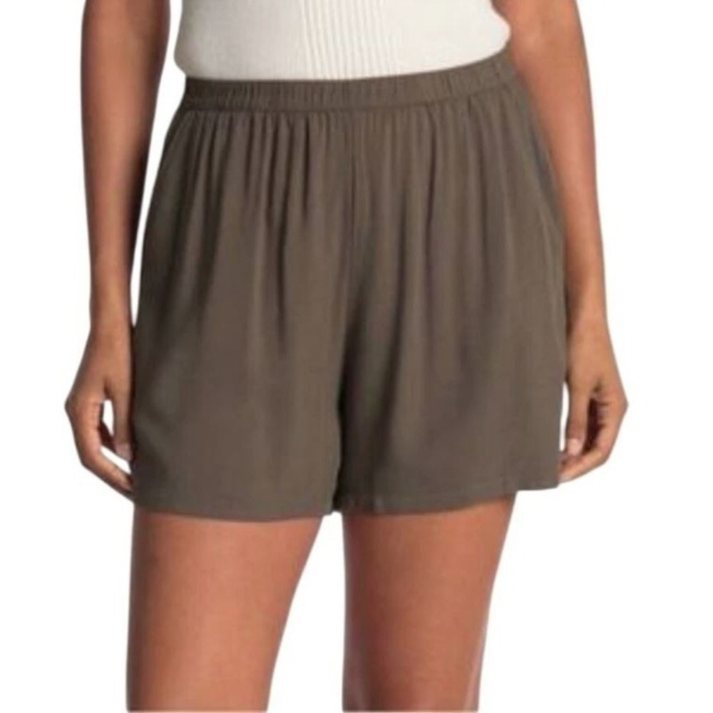 Melrose and Market Women's Elastic Waist Rayon Pocket‎ Shorts Olive Sarma Medium